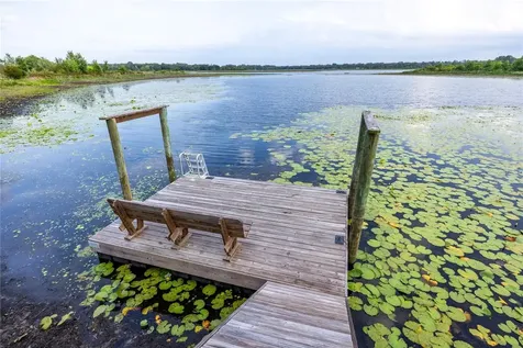 1847 State Road 20 Hawthorne FL 32640
