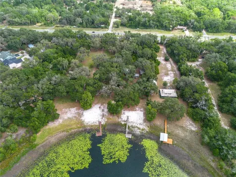 1847 State Road 20 Hawthorne FL 32640