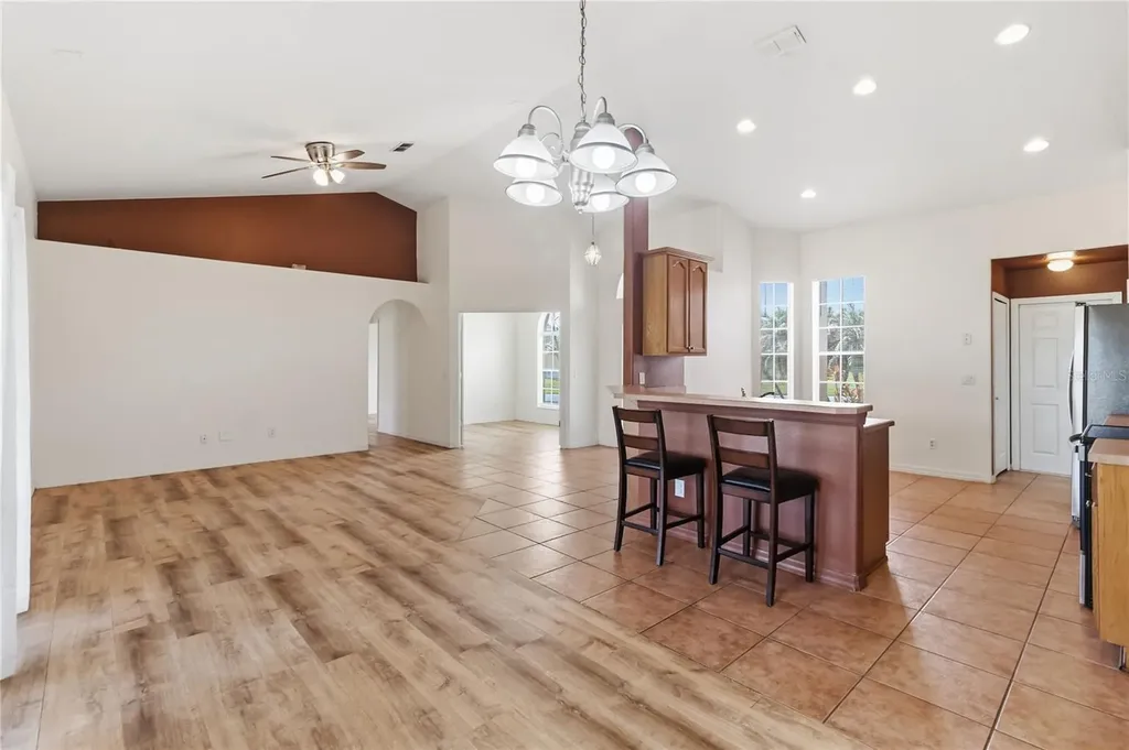 1019 Chamberlin Trail St Cloud FL 34769