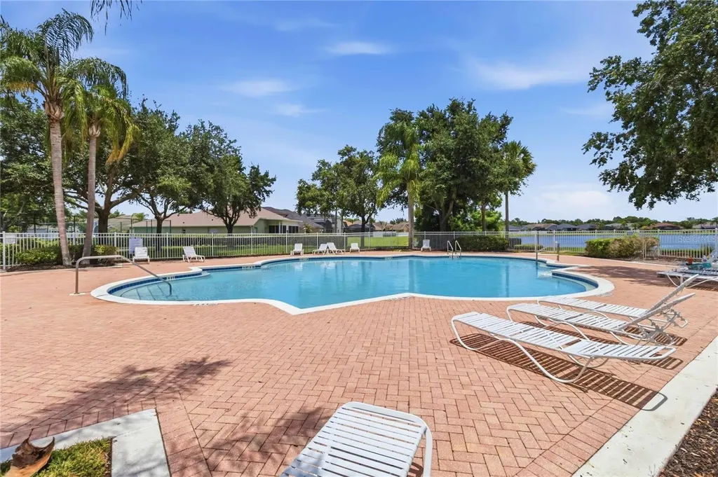 1019 Chamberlin Trail St Cloud FL 34769