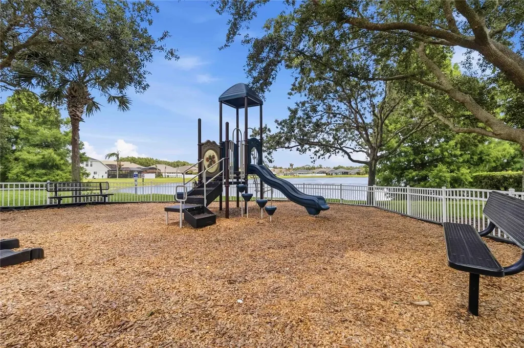 1019 Chamberlin Trail St Cloud FL 34769