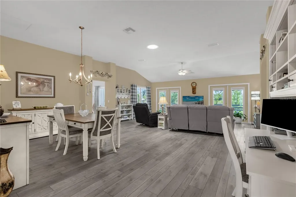 521 Carrera Drive Lady Lake FL 32159