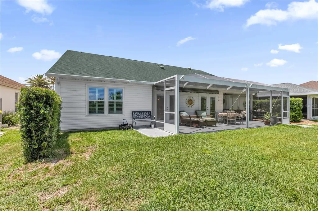 521 Carrera Drive Lady Lake FL 32159