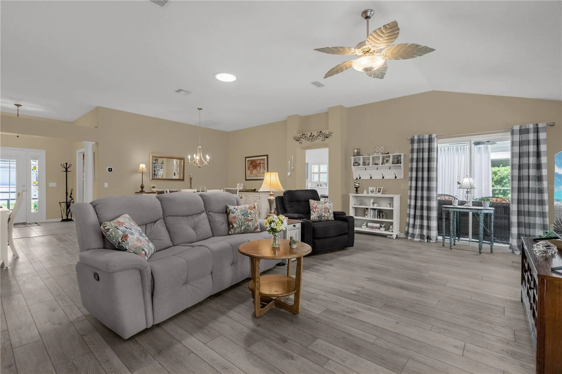 521 Carrera Drive Lady Lake FL 32159