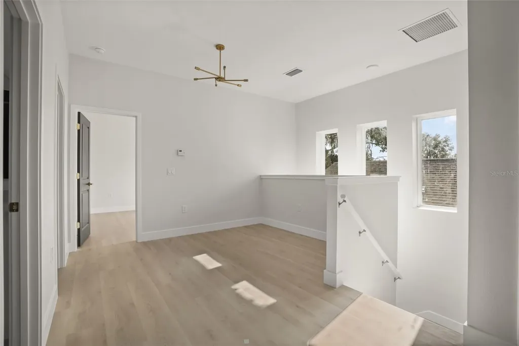 823 E Mcdonald Avenue Eustis FL 32726