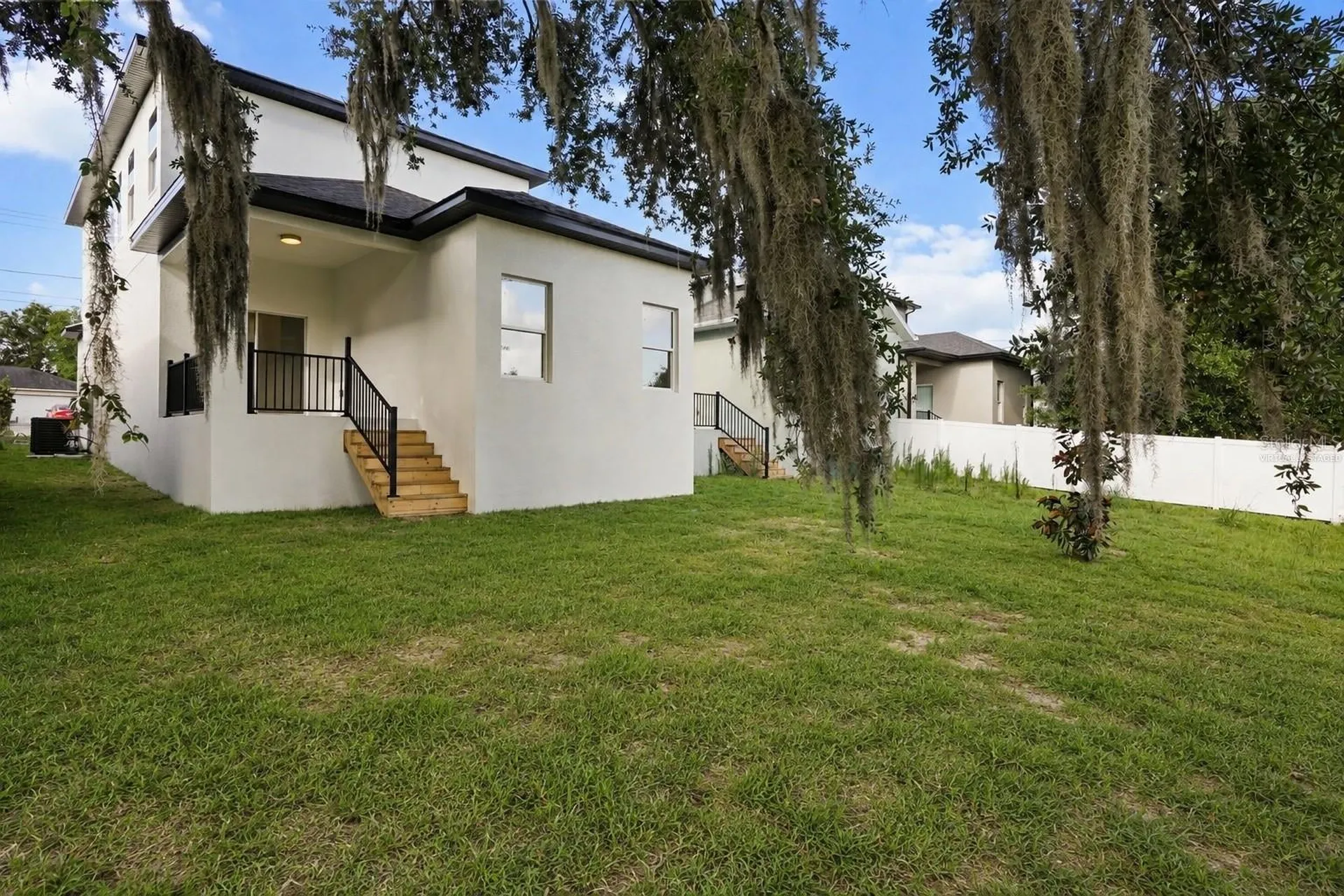 823 E Mcdonald Avenue Eustis FL 32726