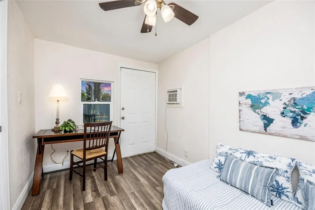 4978 71st Street N St Petersburg FL 33709