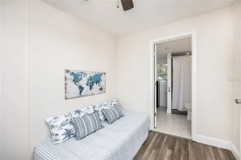 4978 71st Street N St Petersburg FL 33709