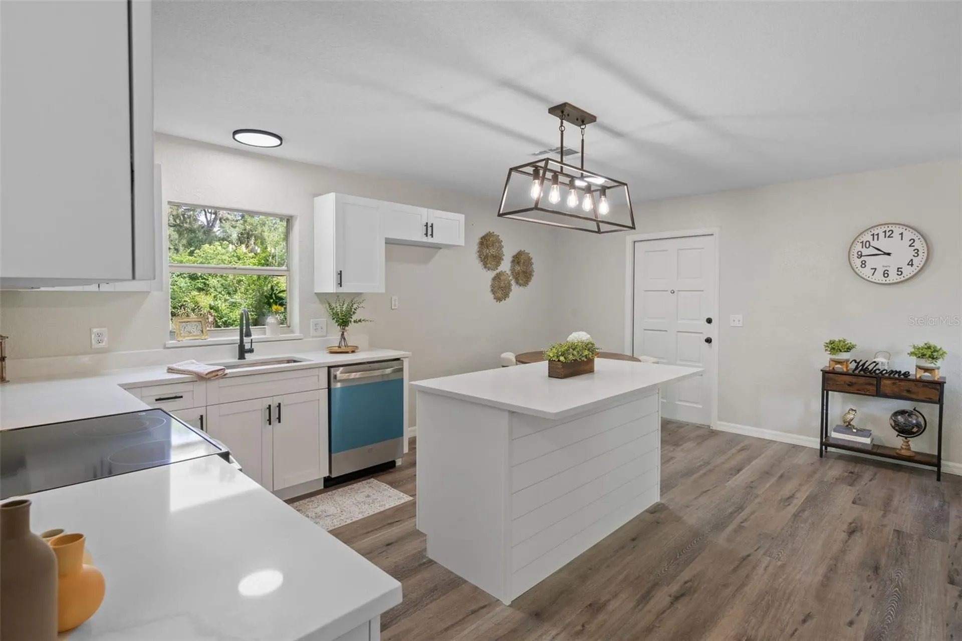 11512 Cr 675w Webster FL 33597