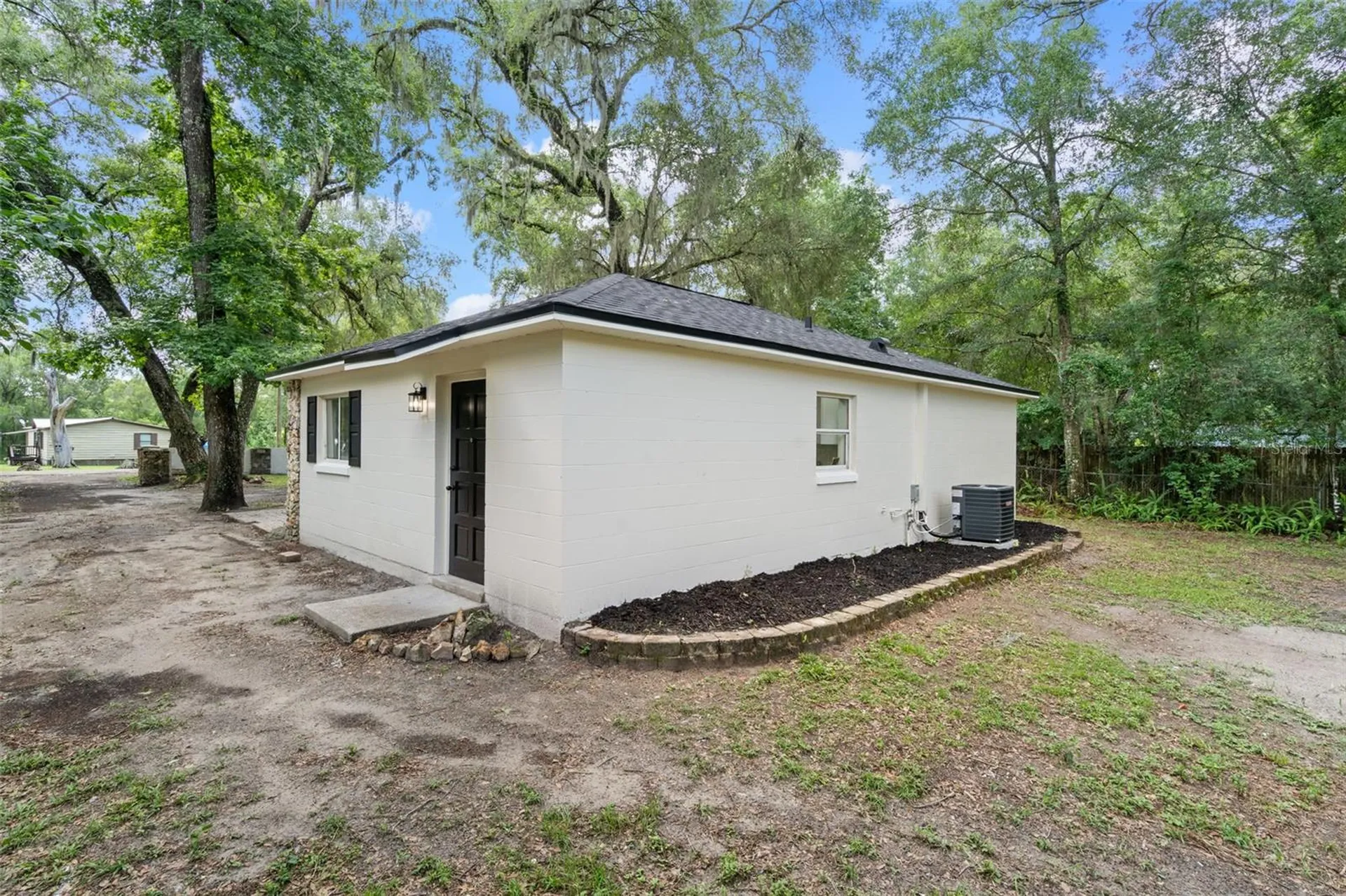 11512 Cr 675w Webster FL 33597