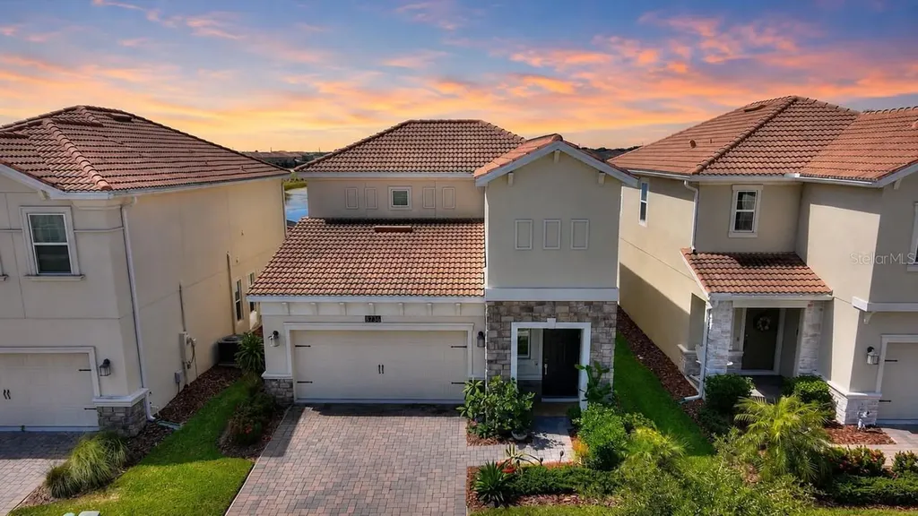8736 Pacific Dunes Drive Davenport FL 33896