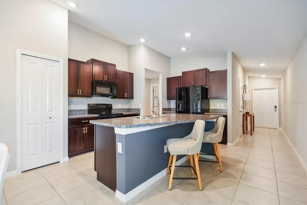 12011 Miracle Mile Drive Riverview FL 33578