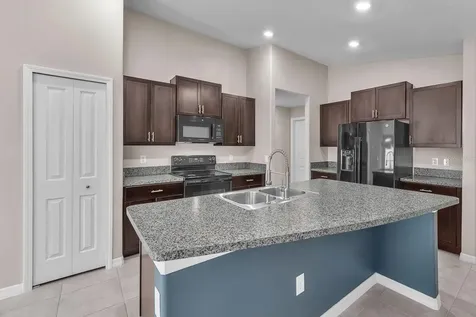 12011 Miracle Mile Drive Riverview FL 33578