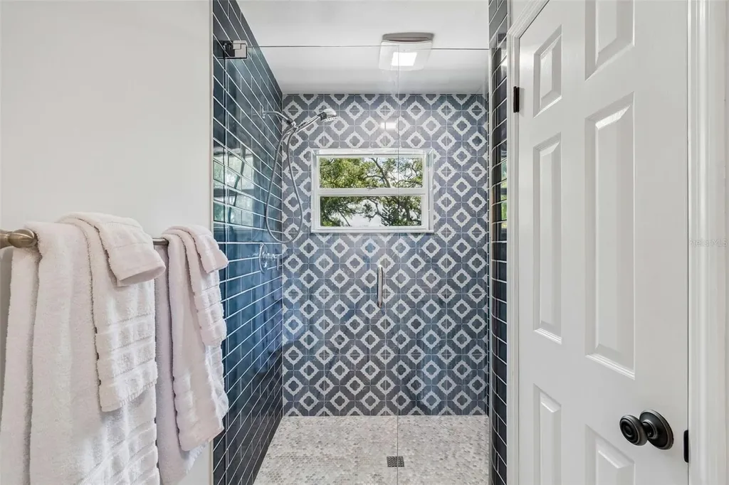 1508 S Bay Villa Place Tampa FL 33629