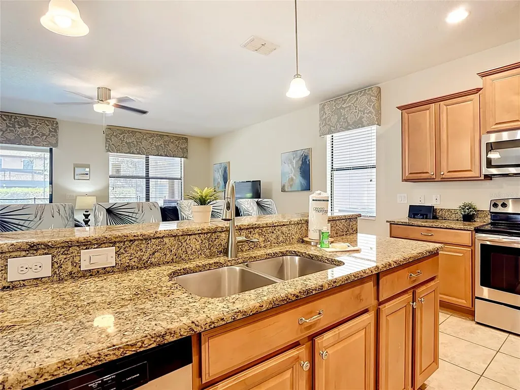 1442 Moon Valley Drive Davenport FL 33896