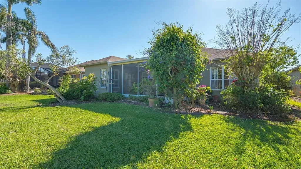 315 Londonderry Drive Sarasota FL 34240