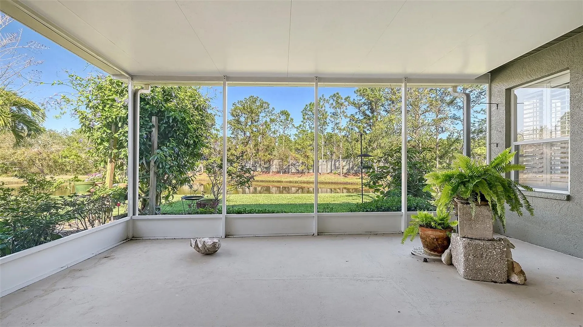 315 Londonderry Drive Sarasota FL 34240