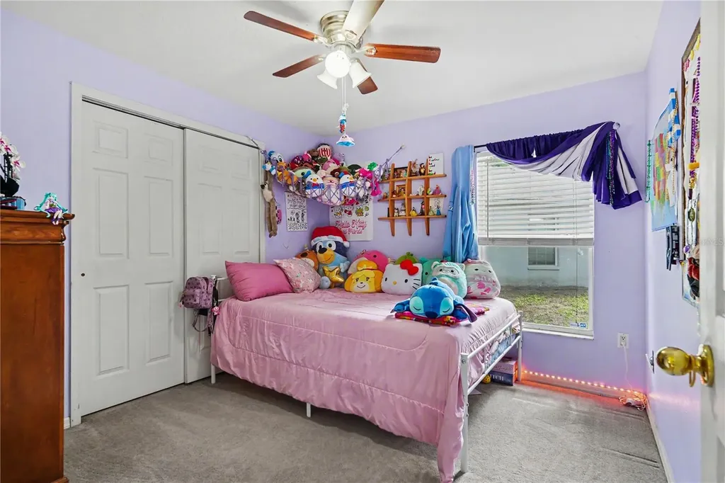 11917 Mango Groves Boulevard Seffner FL 33584