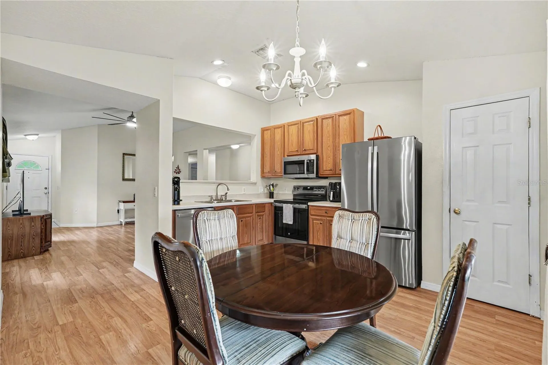 11917 Mango Groves Boulevard Seffner FL 33584