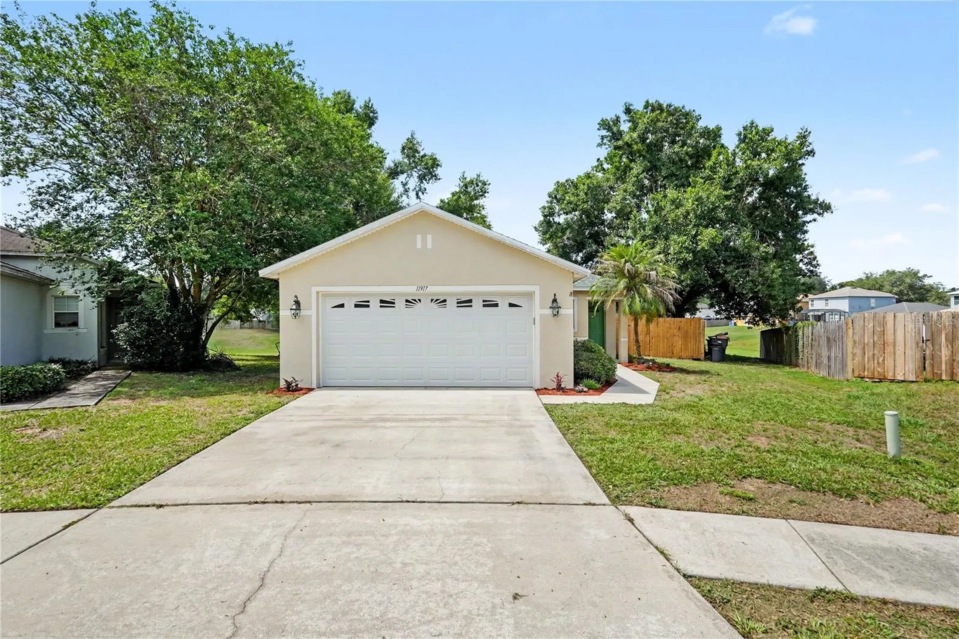 11917 Mango Groves Boulevard Seffner FL 33584