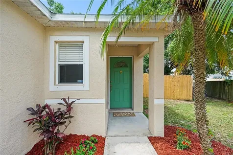 11917 Mango Groves Boulevard Seffner FL 33584