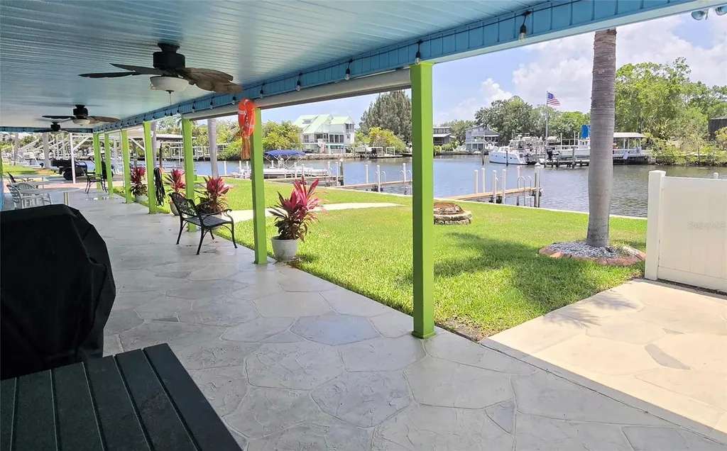 9 Yawl Lane Palm Harbor FL 34683