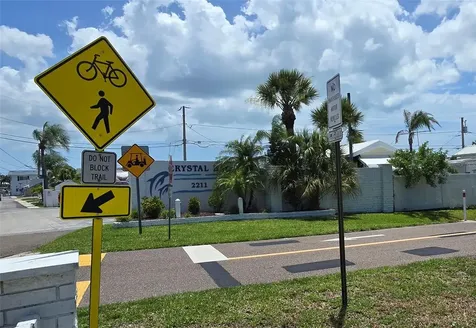 9 Yawl Lane Palm Harbor FL 34683