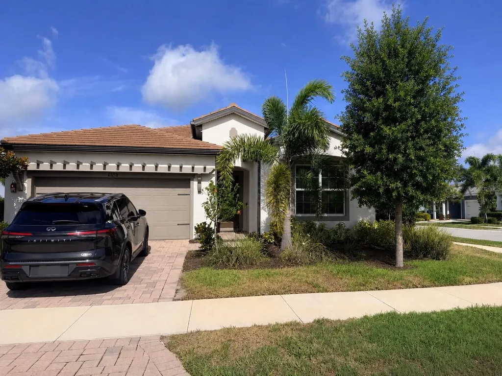 5738 Long Shore Loop Sarasota FL 34238