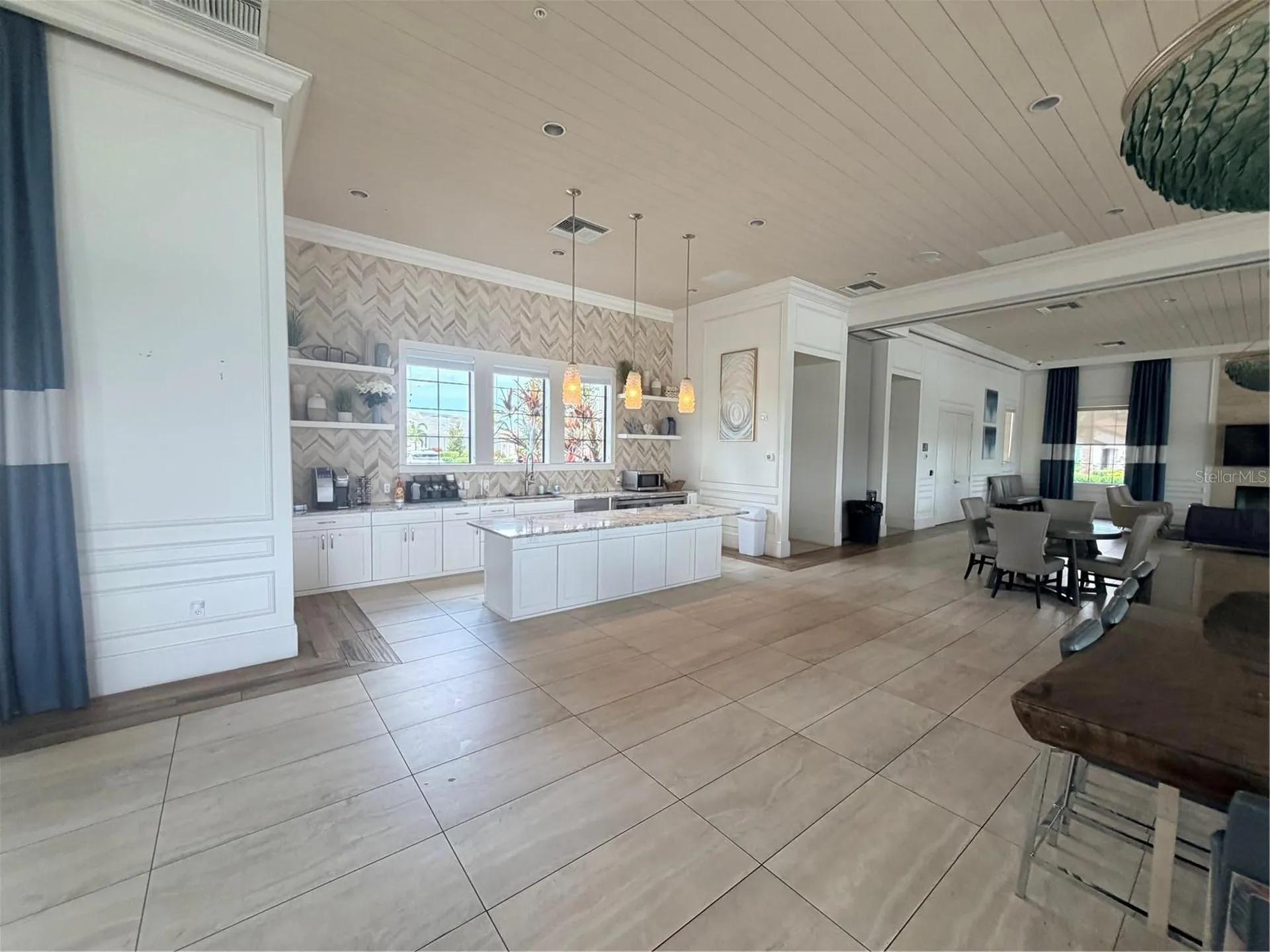 5738 Long Shore Loop Sarasota FL 34238