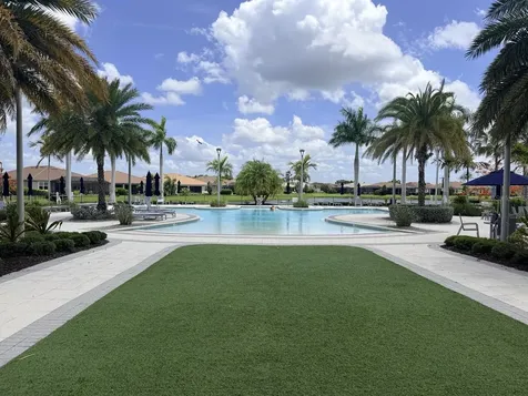 5738 Long Shore Loop Sarasota FL 34238