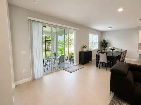 5738 Long Shore Loop Sarasota FL 34238