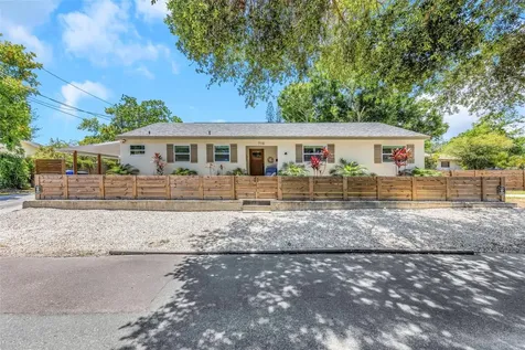 710 31st Avenue N St Petersburg FL 33704
