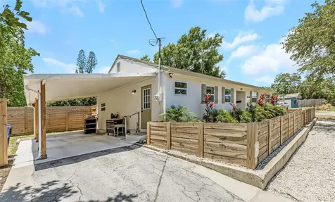710 31st Avenue N St Petersburg FL 33704