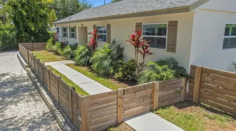710 31st Avenue N St Petersburg FL 33704