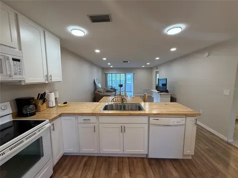 2130 Bancroft Place Palm Harbor FL 34683