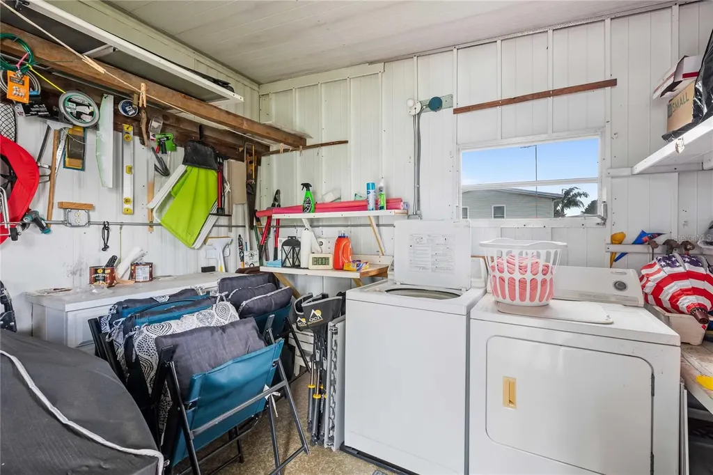 5633 Benton Street Zephyrhills FL 33542