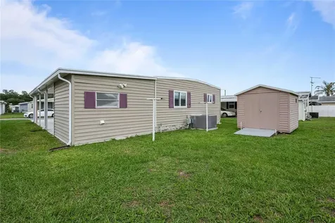 5633 Benton Street Zephyrhills FL 33542