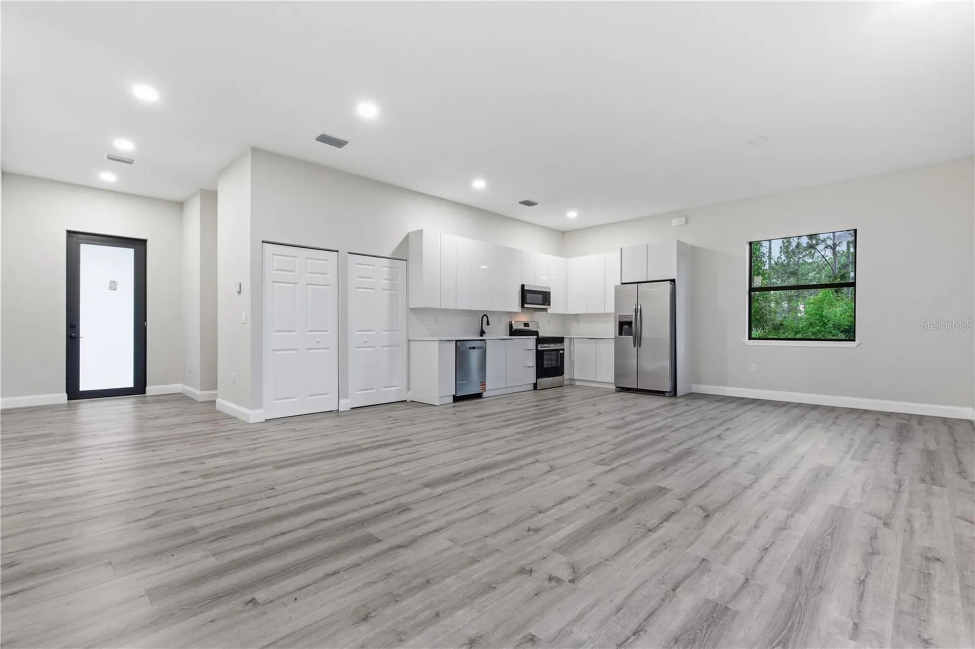 923 Milwaukee Boulevard Lehigh Acres FL 33974