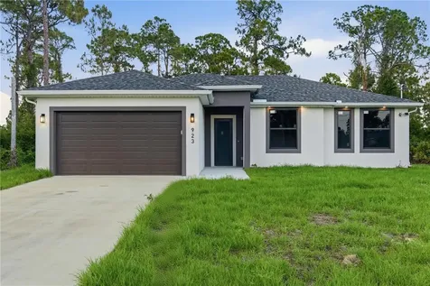 923 Milwaukee Boulevard Lehigh Acres FL 33974