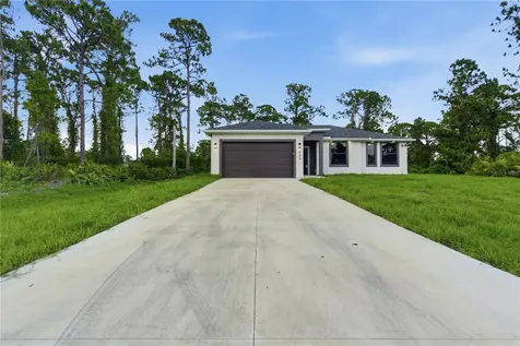 923 Milwaukee Boulevard Lehigh Acres FL 33974