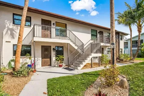 3935 Country Club Boulevard Cape Coral FL 33904