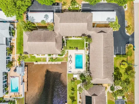 3935 Country Club Boulevard Cape Coral FL 33904