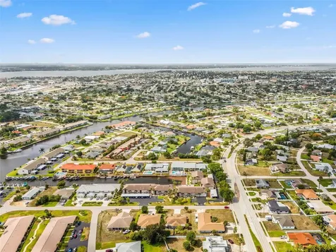 3935 Country Club Boulevard Cape Coral FL 33904