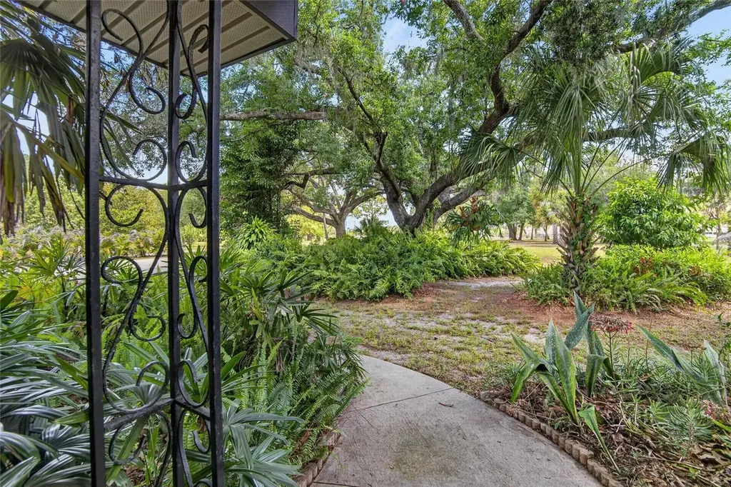 5401 674 Highway Wimauma FL 33598