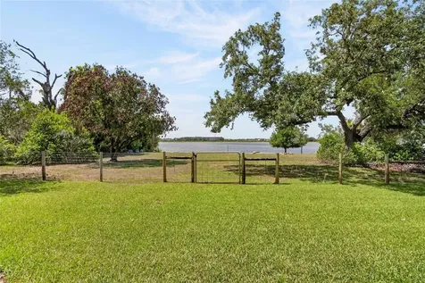 5401 674 Highway Wimauma FL 33598