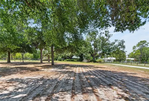 5401 674 Highway Wimauma FL 33598