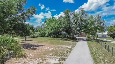 5401 674 Highway Wimauma FL 33598