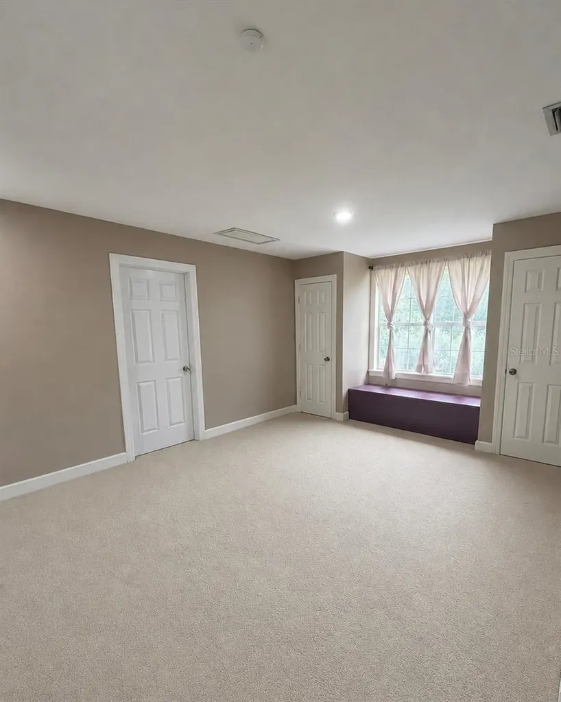 525 SE 61st Court Ocala FL 34472