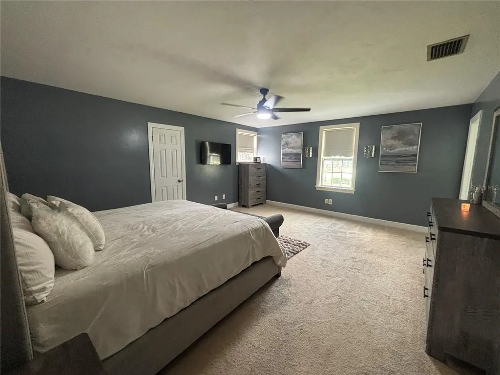 525 SE 61st Court Ocala FL 34472
