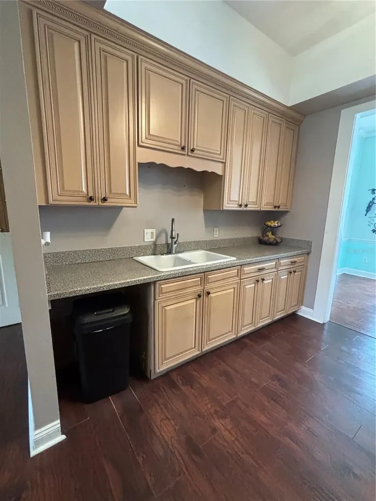 525 SE 61st Court Ocala FL 34472